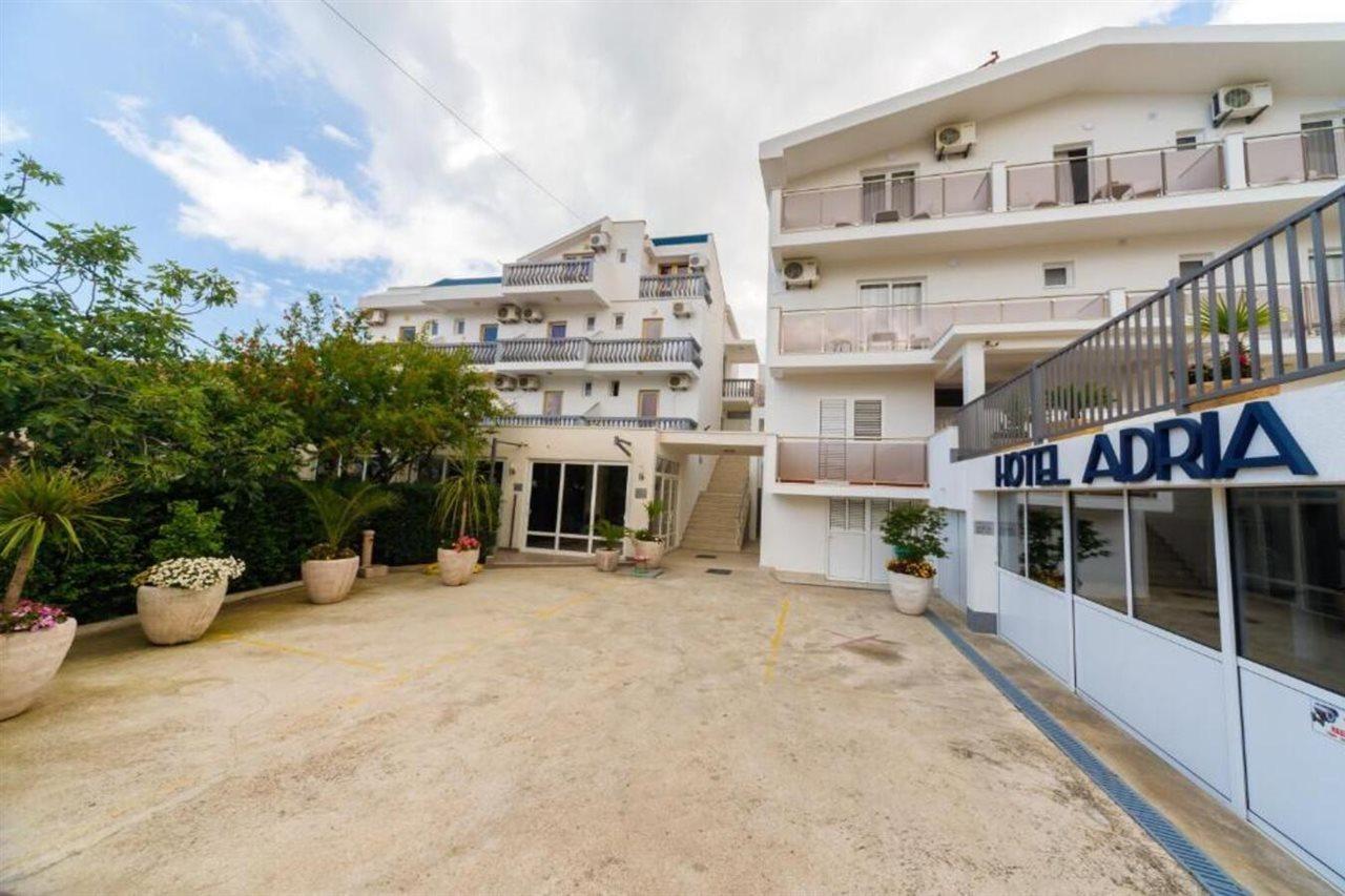 Hotel Adria Bar Exterior foto